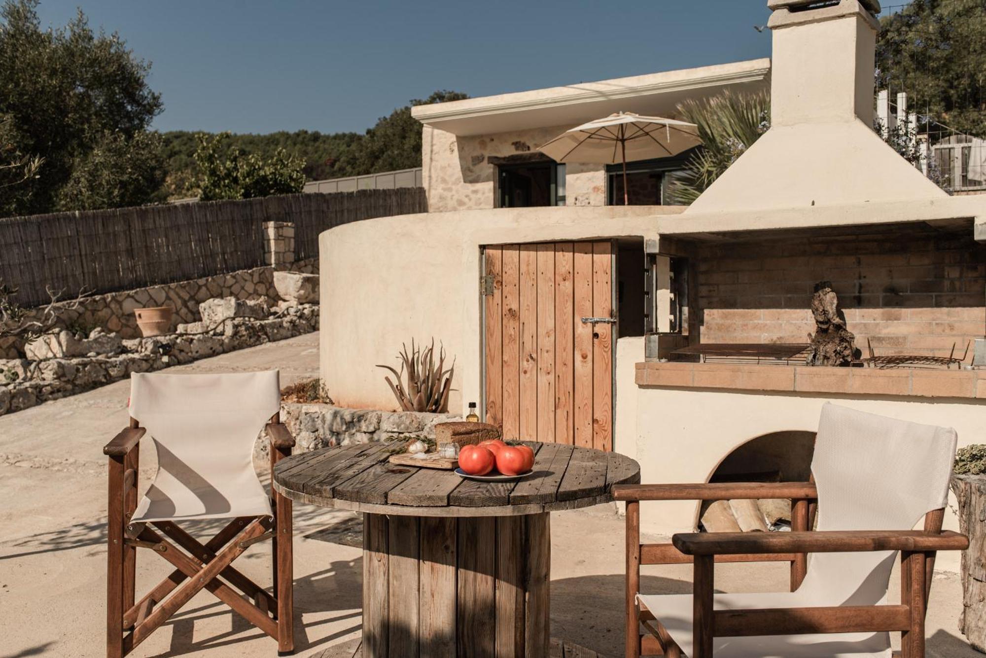 Anemos Guest House Koríthion Exterior photo